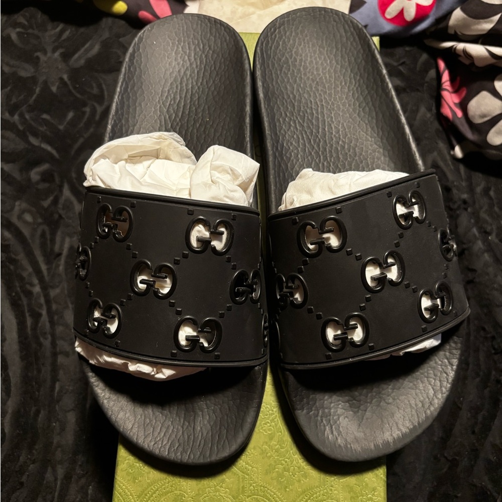 AUTHENTIC GUCCI SLIDE IN BLACK SZ 38 - Picture 6 of 9